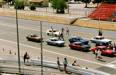 Startaufstellung mit genauen Anweisungen
Starting grid with precise instructions
Mise en place du dpart avec des instructions prcises